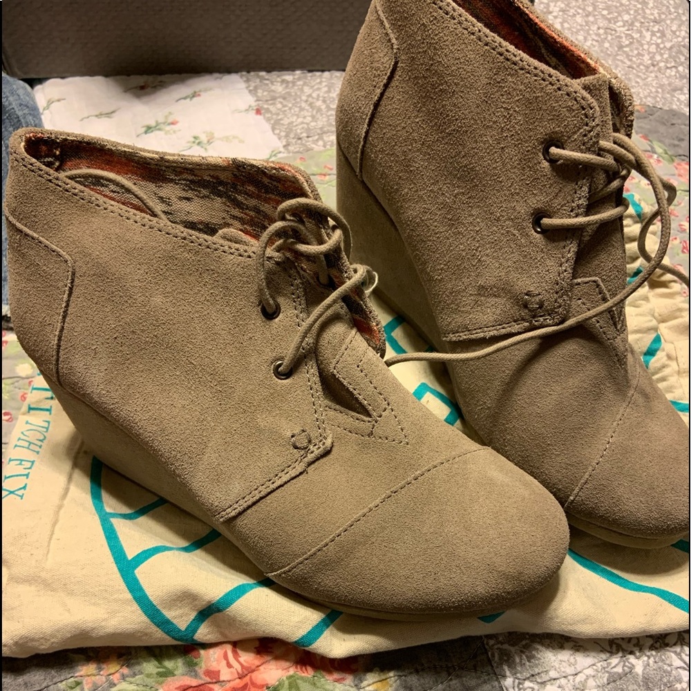Toms booties